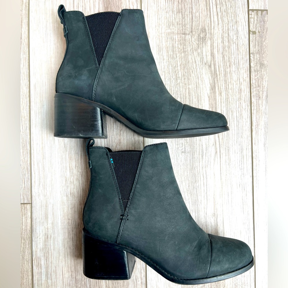 TOMS “esme” leather boots size 7.5